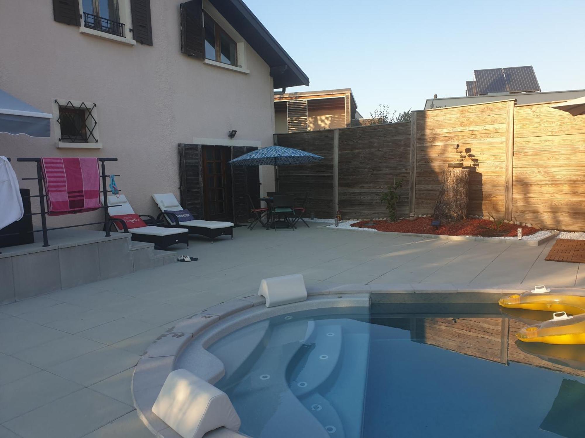 Maison Le Lézard chez Amalia et Fred Thonon-les-Bains Exterior foto